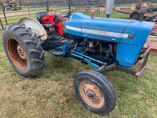 FORD 3000 TRACTOR