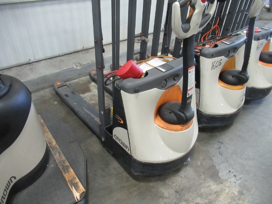 Crown Electric Pallet Mover