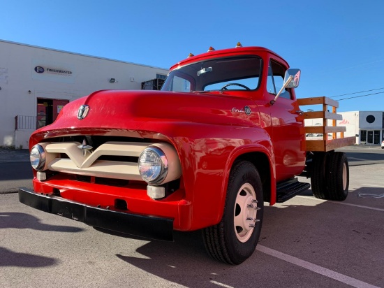 1955 Ford F250 Flatbed Truck