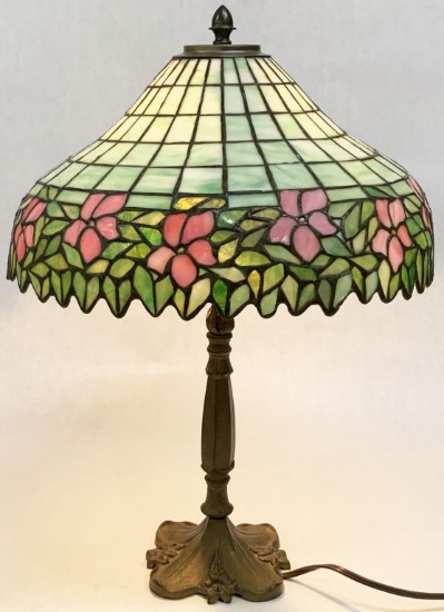 Antique Leaded Stained Glass Table Lamp.