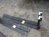 UNUSED (1) Set of Forks