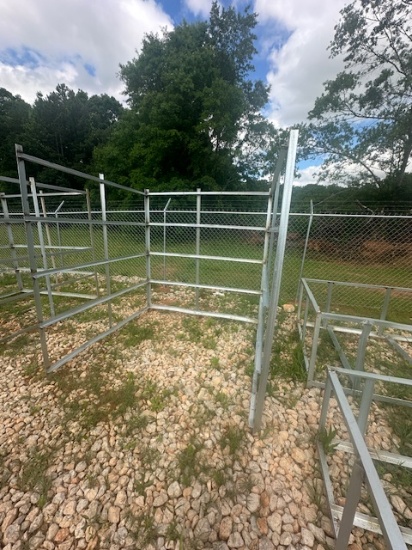 Metal Frame 76X75X73 1/2