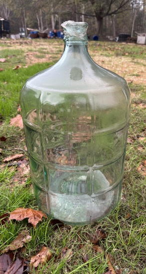 5 gal. Wine Vast