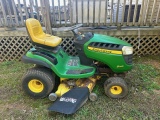 John Deere D140 Riding Lawnmower