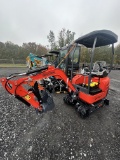 New! AGT QK18K-C Mini Excavator (red)