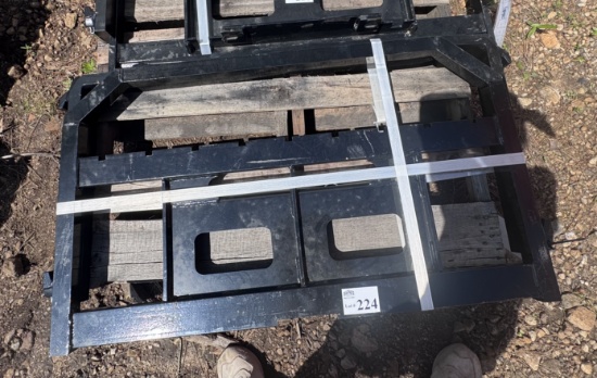NEW! Skid Steer Pallet Fork