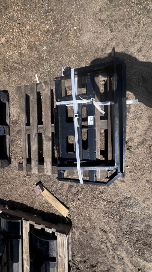 NEW! Skid Steer Pallet Fork