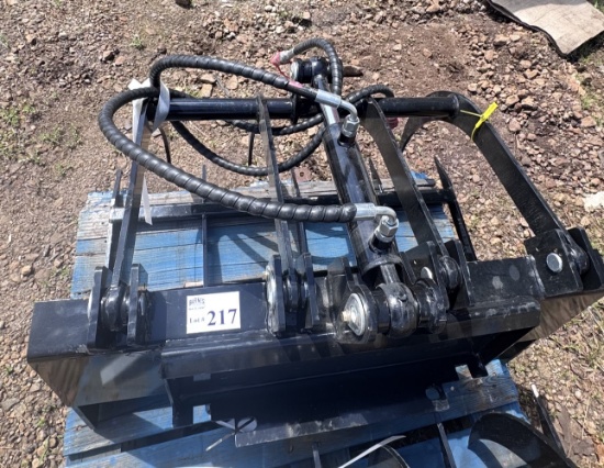 New! Mini Skid Steer Grabbing Fork