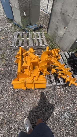 Mini Excavator Attachment Set