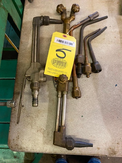 LOT CONSISTING OF: oxygen/ acetylene cutting & brazing torches (Located at: P & M Machine, Private