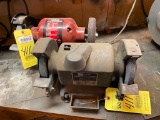 LOT OF DOUBLE END GRINDERS (2) , (1) 6