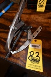 BEARING PULLER, adjustable (Located at: Jones Machine Company, 5710 Brittmoore, Houston, TX 77041)
