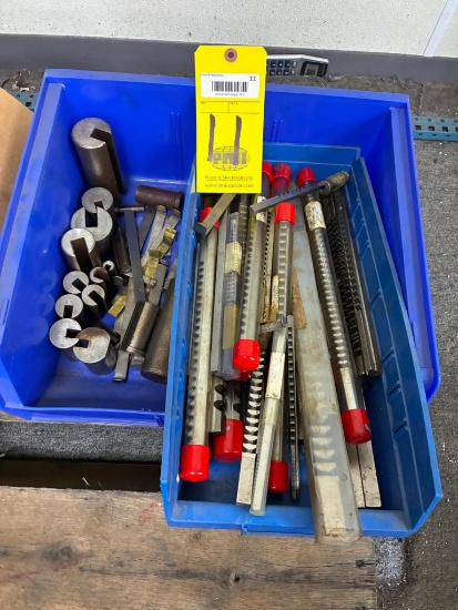LOT OF BROACHES & ARBORS