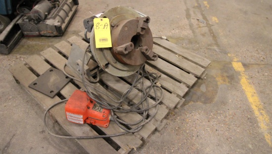 INDEXING HEAD, 18" FACE PLATE, w/ 10" dia. 3-jaw chuck