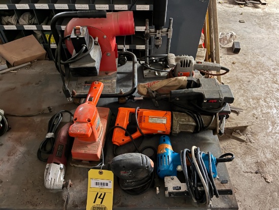LOT OF ELECTRIC POWER TOOLS: (4) sanders, (1) reciprocating saw, (1) stapler, (1) jig saw, (2)