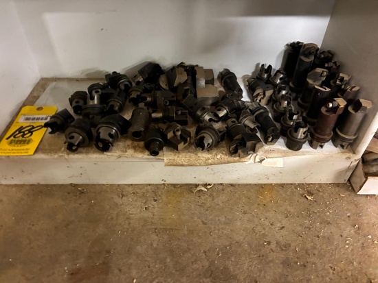LOT OF QUICK CHANGE TOOL HOLDERS, KENNAMETAL