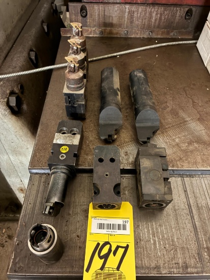 LOT OF QUICK CHANGE TOOL HOLDERS, KENNAMETAL & BORING BARS