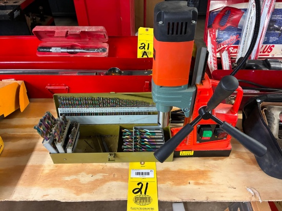 MAGNETIC BASE DRILL/ MAG DRILL, VEVOR MDL. 8840