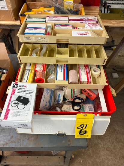 First Aid Kit, Plano