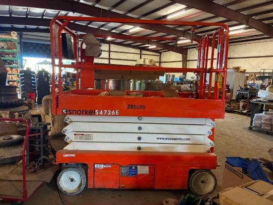SCISSOR LIFT, SNORKEL MDL. S426EANSI, 2018, max platform height: 26'