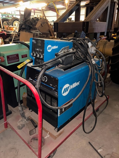WELDING MACHINE, MILLER DELTAWELD, S/N LF480327C, w/ Miller 70 Series wire feeder, S/N LF355528