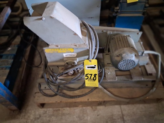 HAMMER MILL, BUFFALO MDL. W-6-L, S/N 890-6B