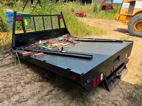 8' FLATBED, unused