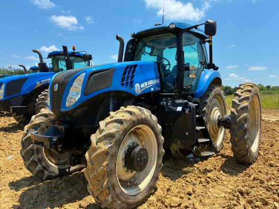 TRACTOR, NEW HOLLAND, T8.330, HOM: 1524, S/N ZCRC08822