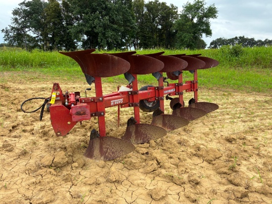 MOLDBOARD PLOW, CASE MDL. 145, S/N JAG0920308
