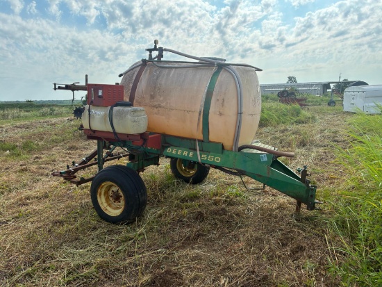 TOWABLE SPRAYER, JOHN DEERE 550