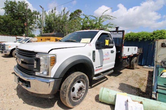 TRUCK, FORD F-550, Mfg. 2019, 2-door, w/ 14' General steel flat bed & (2) 8' weather guard tool