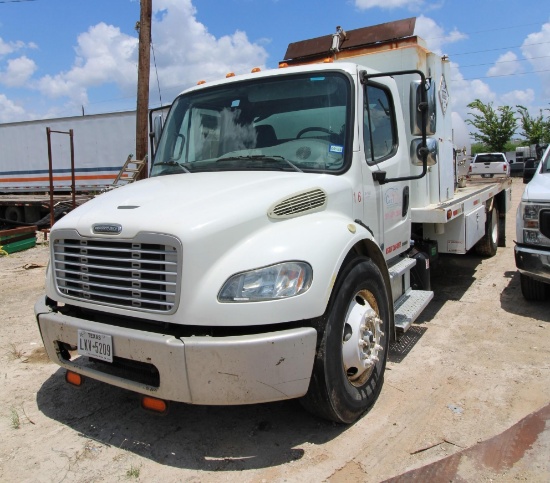 TRUCK, FREIGHTLINER M2106, Mfg. 2012, Running Business Class M2, w/ steam unit, diesel fired boiler,