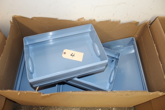 Box Of Plastic Ice Bins Approx 9