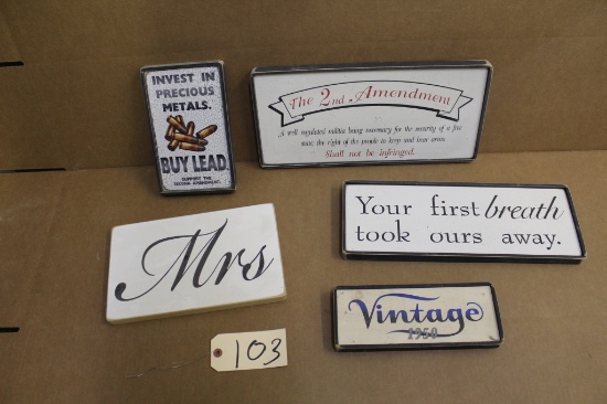 Wooden Signs 5 units