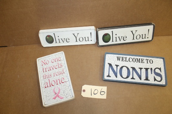 Wooden Signs 4 units
