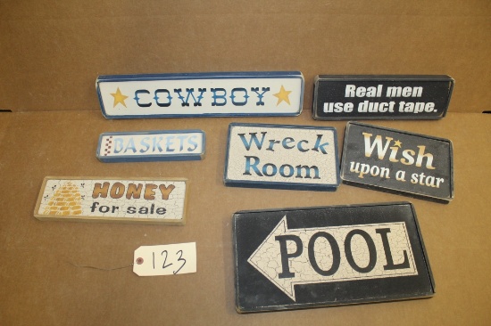 Wooden Signs 7 units