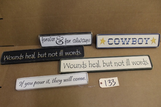 Wooden Signs 5 units