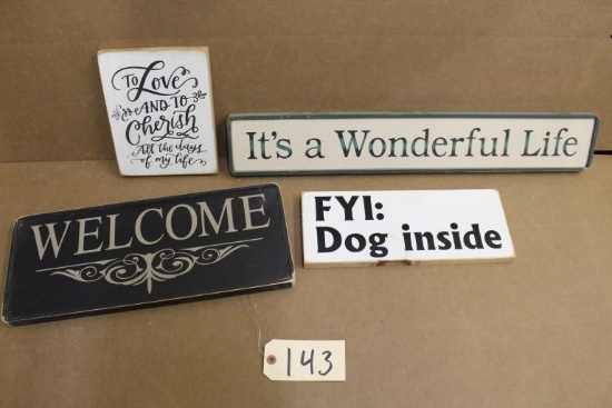 Wooden Signs 4 units