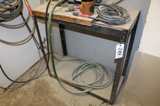 Small shelving unit
