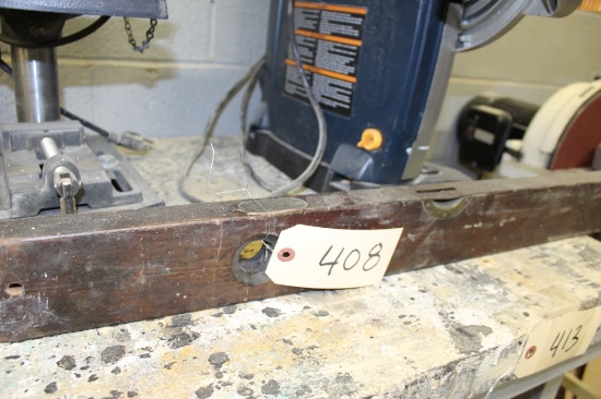 Antique Level