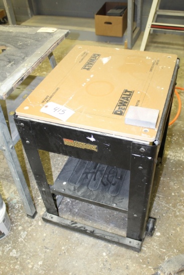 DeWalt Router Table