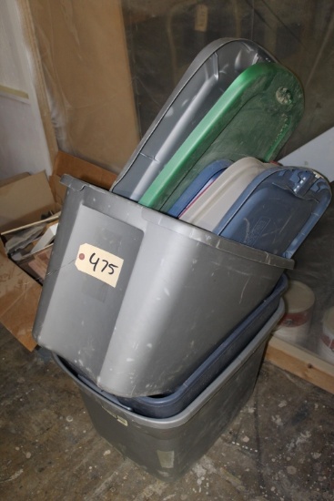 Rubbermaid Totes with lids