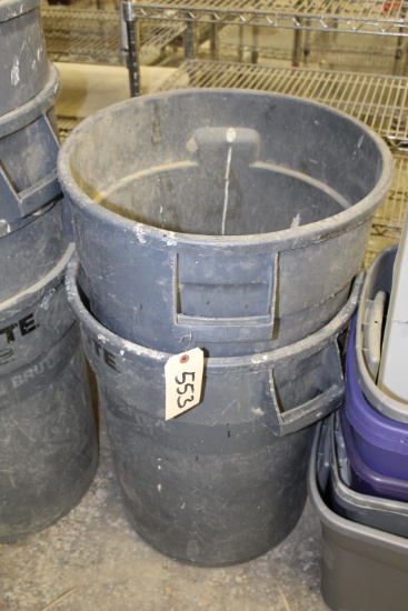 Brute Trash Cans 35 gal