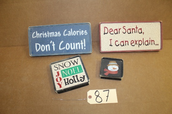 Wooden Signs 4 units christmas