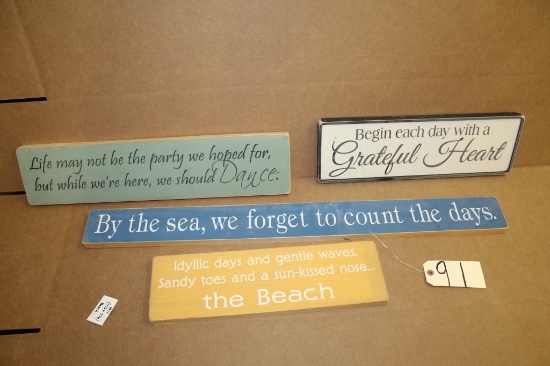 Wooden Signs 4 units