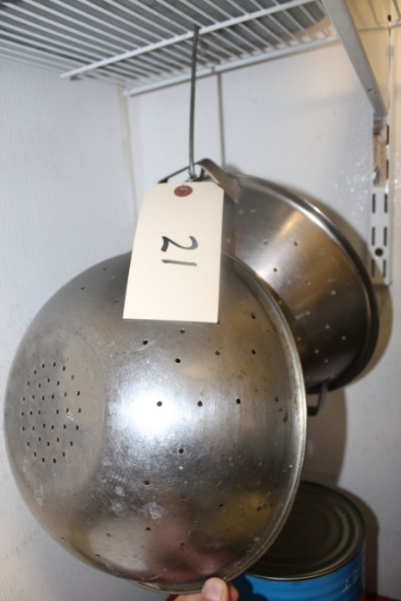 Stainless Colanders 2 units 2X the bid