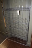 Wire shelving unit