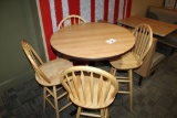 High Top Table & Chairs 4 Swivel chairs nice!!!