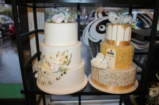 Large Cake Decor