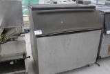 Commercial Ice Bin